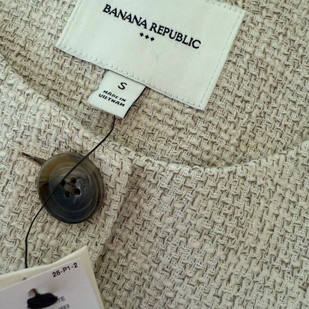 Banana Republic Boucle Collarless Jacket - NWT - Picture 3 of 5